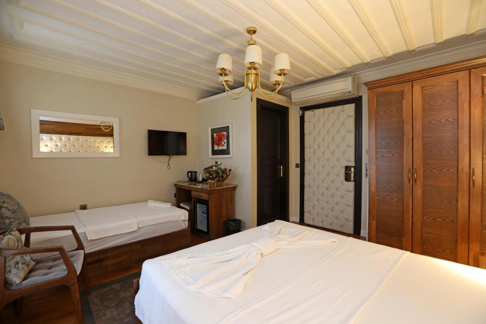 Mezzo Hotel อิสตันบูล ภายนอก รูปภาพ